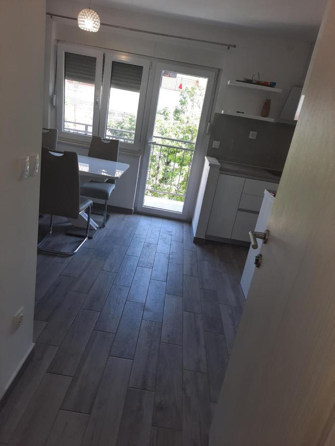 Ani Apartment Split Exterior photo